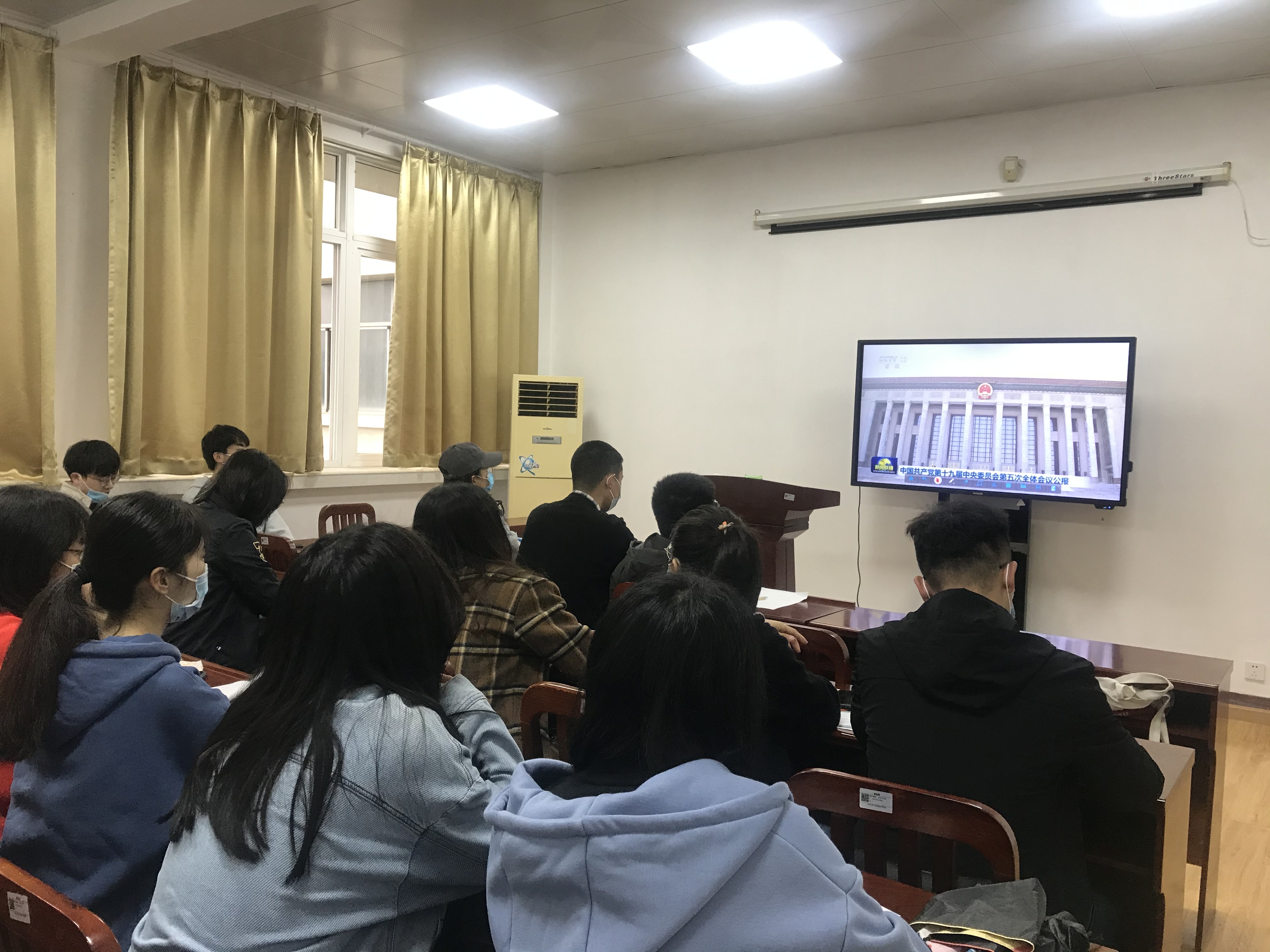 国产精品va在线观看不