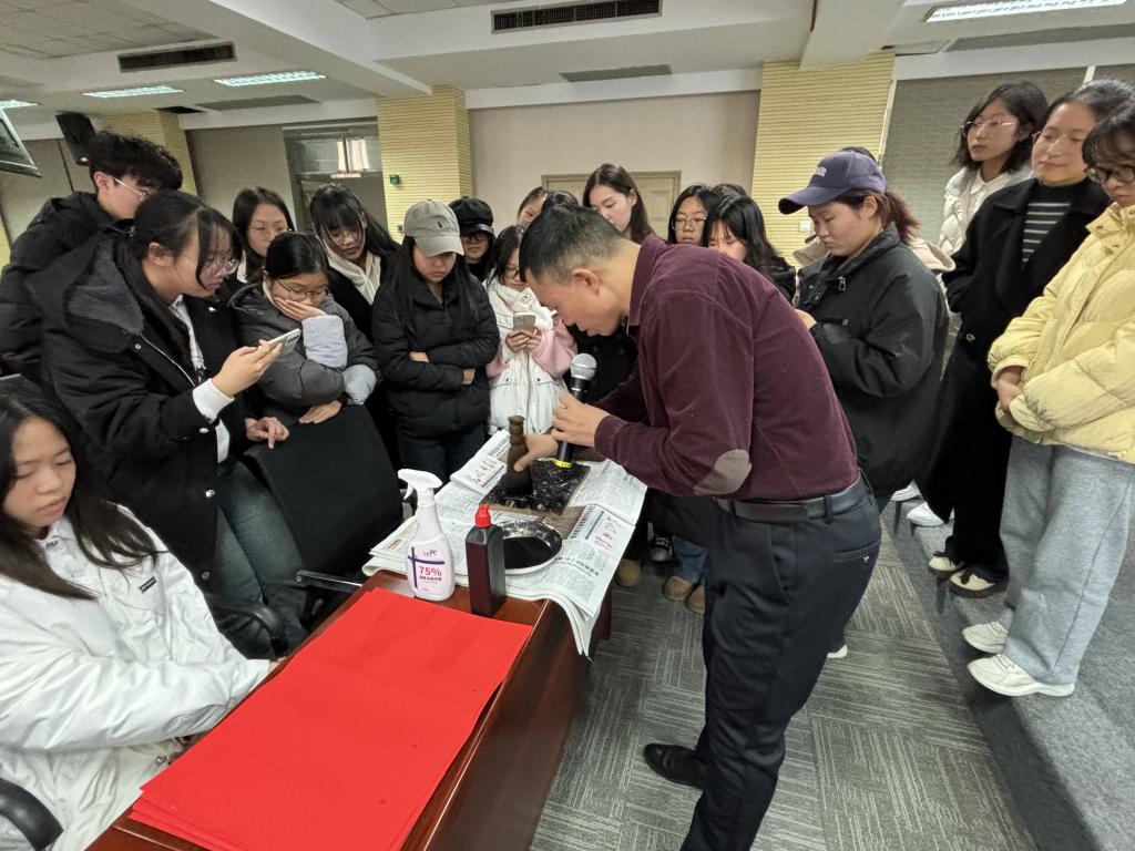 国产精品va在线观看不