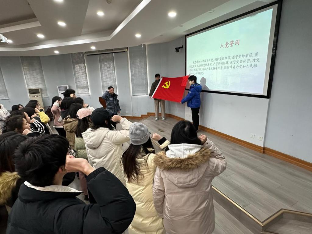 国产精品va在线观看不